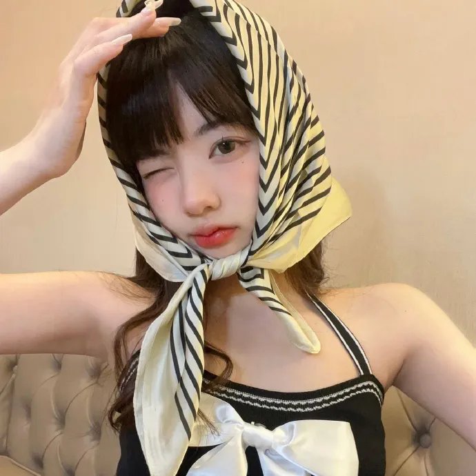 龙纹身的女鬼入镜